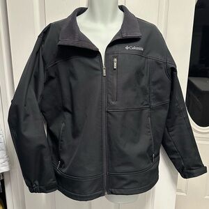 Men’s Columbia ascender softshell jacket 
Size XL